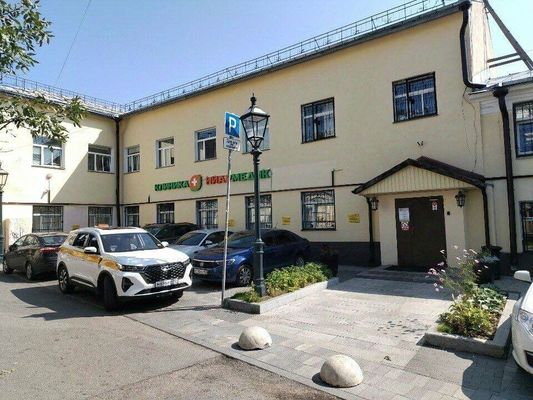 Сдам коммерческое помещение 820 м2, Маросейка ул, 6-8 4, Москва г