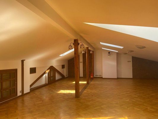 Сдам коммерческое помещение 1 265 м2, Александра Лукьянова ул, 7 1, Москва г