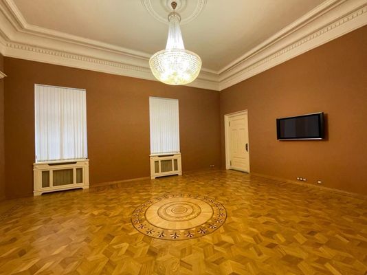 Сдам коммерческое помещение 1 265 м2, Александра Лукьянова ул, 7 1, Москва г