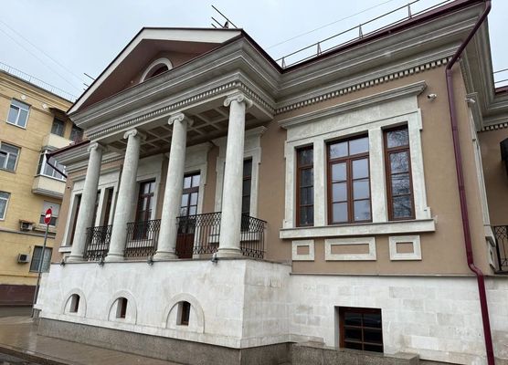 Сдам коммерческое помещение 254 м2, Средний Трёхгорный пер, 6/20 1, Москва г