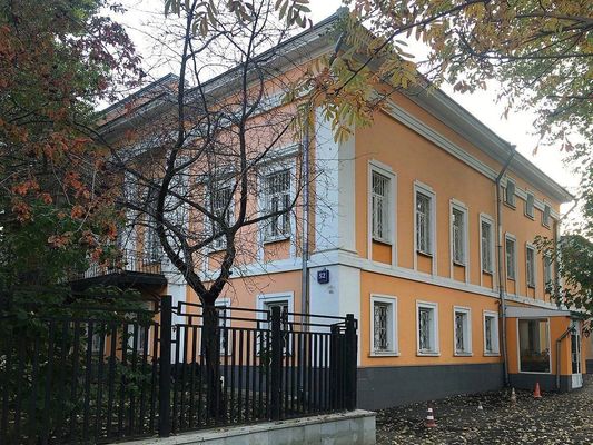 Продам коммерческое помещение 1 138 м2, Озерковская наб, 52 1, Москва г