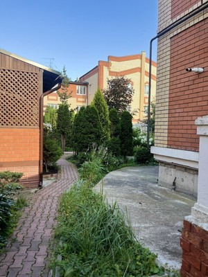 Продам трехкомнатную (3-комн.) квартиру, Берёзовая ул, 5, Красная Пахра с