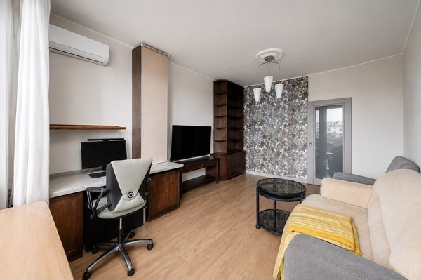Продам двухкомнатную (2-комн.) квартиру, Пырьева ул, 4к2, Москва г