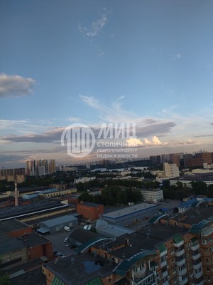 Продам трехкомнатную (3-комн.) квартиру, Заводская ул, 18к3, Нахабино рп