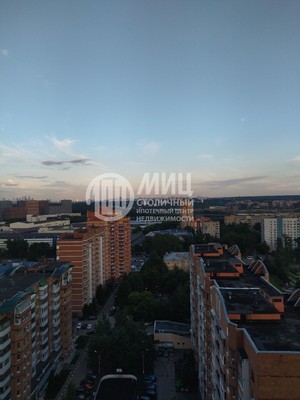 Продам трехкомнатную (3-комн.) квартиру, Заводская ул, 18к3, Нахабино рп