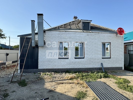 Продам дом, Средняя ул, 47, Славянск-на-Кубани г, 0 км от города