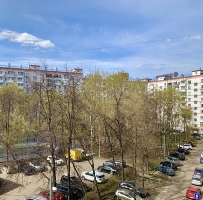 Продам трехкомнатную (3-комн.) квартиру, Ленинский пр-кт, 41к2, Москва г