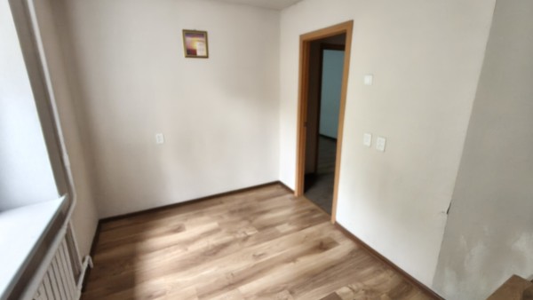 Продам однокомнатную (1-комн.) квартиру, Морозова ул, 30, Кропоткин г