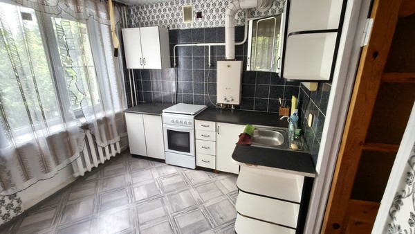 Продам однокомнатную (1-комн.) квартиру, Продольная ул, 25, Кропоткин г