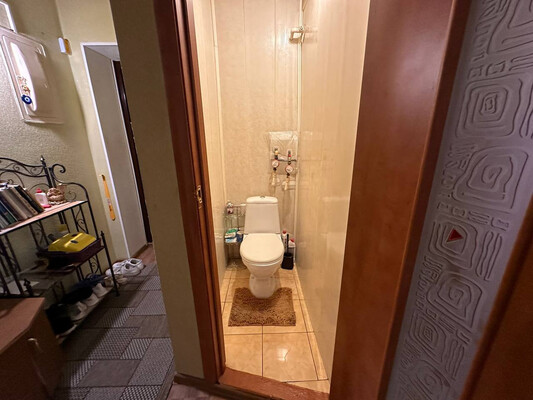 Продам двухкомнатную (2-комн.) квартиру, Колхозный пер, 16, Кропоткин г