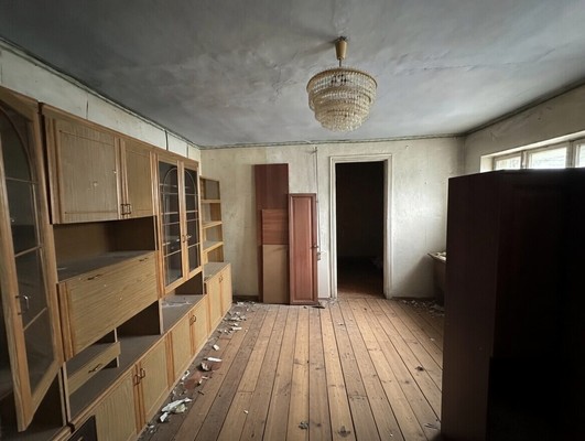 Продам трехкомнатную (3-комн.) квартиру, Коммунальный пер, 10, Кропоткин г