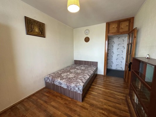 Продам двухкомнатную (2-комн.) квартиру, Лесной пер, 30, Кропоткин г