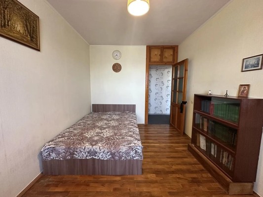 Продам двухкомнатную (2-комн.) квартиру, Лесной пер, 30, Кропоткин г
