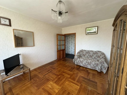 Продам двухкомнатную (2-комн.) квартиру, Лесной пер, 30, Кропоткин г
