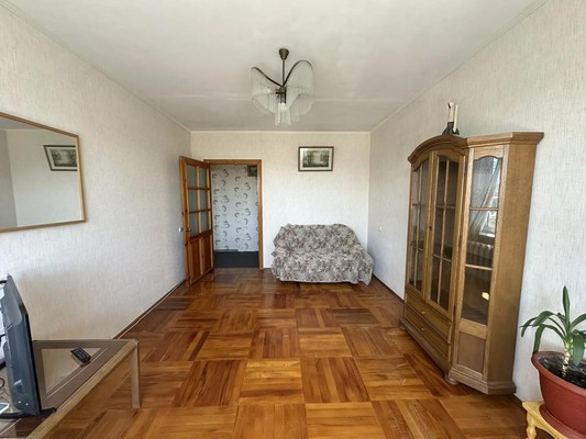 Продам двухкомнатную (2-комн.) квартиру, Лесной пер, 30, Кропоткин г