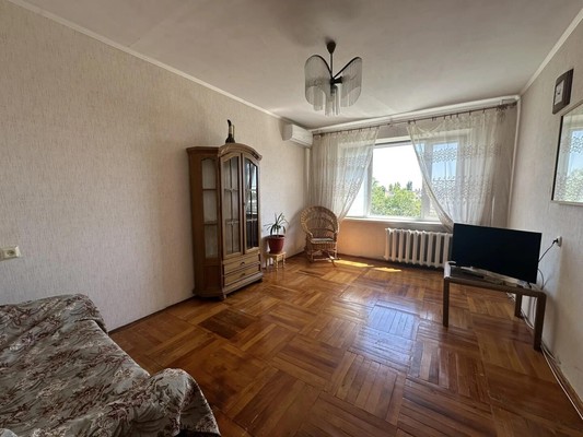 Продам двухкомнатную (2-комн.) квартиру, Лесной пер, 30, Кропоткин г