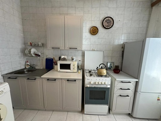 Продам двухкомнатную (2-комн.) квартиру, Лесной пер, 30, Кропоткин г