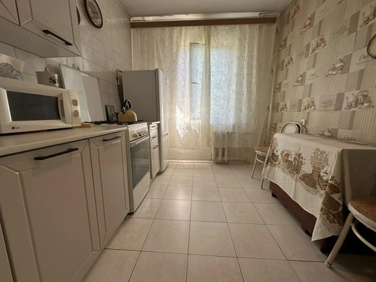 Продам двухкомнатную (2-комн.) квартиру, Лесной пер, 30, Кропоткин г