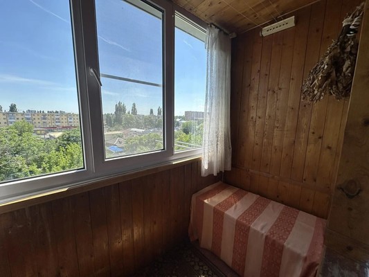 Продам двухкомнатную (2-комн.) квартиру, Лесной пер, 30, Кропоткин г