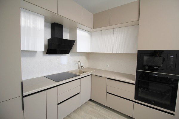 Продам трехкомнатную (3-комн.) квартиру, Лифанова ул, 38, Пермь г