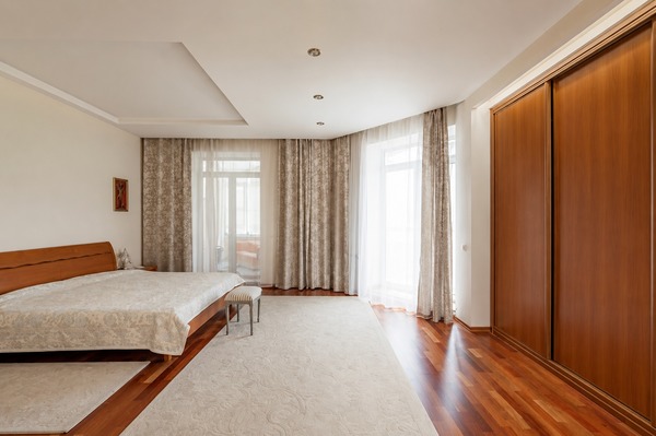 Продам трехкомнатную (3-комн.) квартиру, Минская ул, 1гк3, Москва г