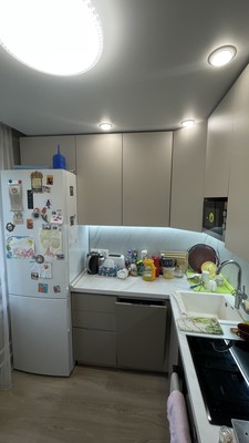 Продам трехкомнатную (3-комн.) квартиру, Тарусская ул, 4, Москва г