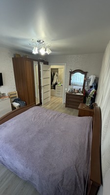 Продам трехкомнатную (3-комн.) квартиру, Тарусская ул, 4, Москва г