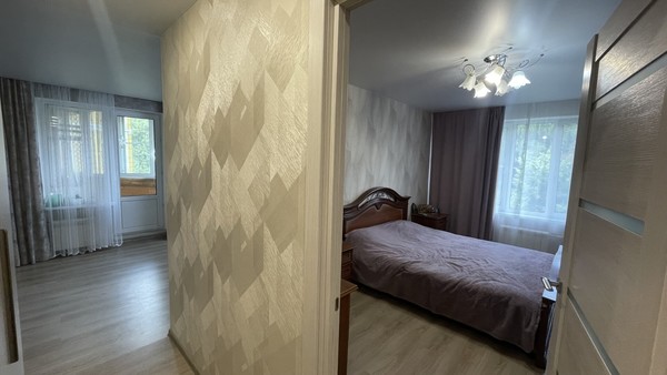 Продам трехкомнатную (3-комн.) квартиру, Тарусская ул, 4, Москва г