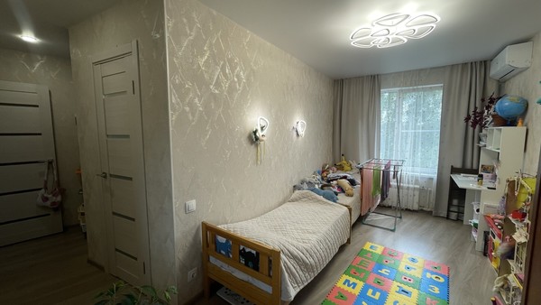 Продам трехкомнатную (3-комн.) квартиру, Тарусская ул, 4, Москва г