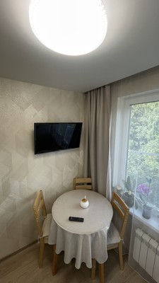 Продам трехкомнатную (3-комн.) квартиру, Тарусская ул, 4, Москва г