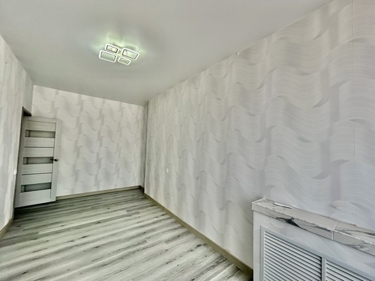 Продам двухкомнатную (2-комн.) квартиру, Ленина б-р, 1, Симферополь г