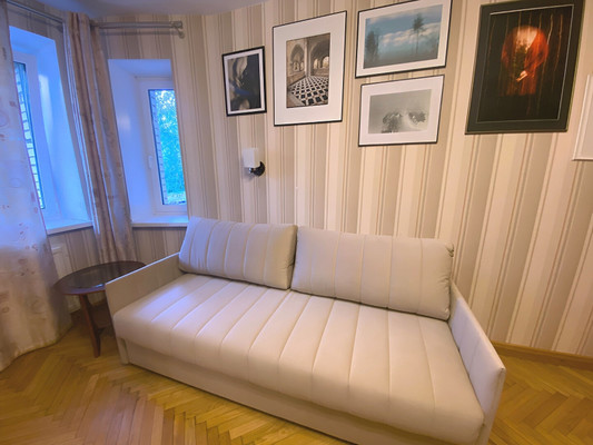 Продам однокомнатную (1-комн.) квартиру, Токарева ул, 8, Сестрорецк г
