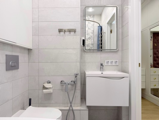 Продам трехкомнатную (3-комн.) квартиру, Шмидта ул, 56б, Пермь г