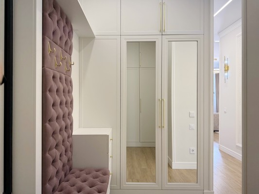 Продам трехкомнатную (3-комн.) квартиру, Шмидта ул, 56б, Пермь г