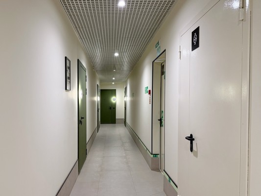 Продам трехкомнатную (3-комн.) квартиру, Шмидта ул, 56б, Пермь г