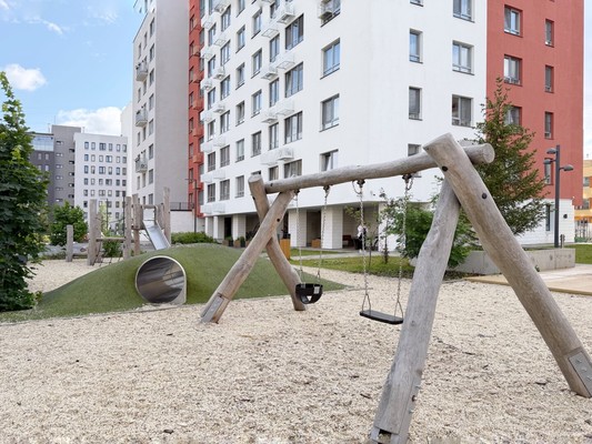 Продам трехкомнатную (3-комн.) квартиру, Шмидта ул, 56б, Пермь г