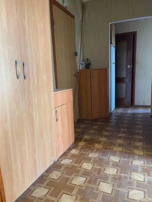 Продам двухкомнатную (2-комн.) квартиру, Победы пр-кт, 68, Симферополь г