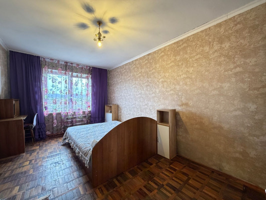 Продам однокомнатную (1-комн.) квартиру, Ю.А.Гагарина ул, 2к2, Нальчик г