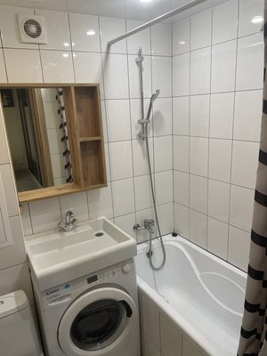 Продам однокомнатную (1-комн.) квартиру, Малышева ул, 13к2, Москва г