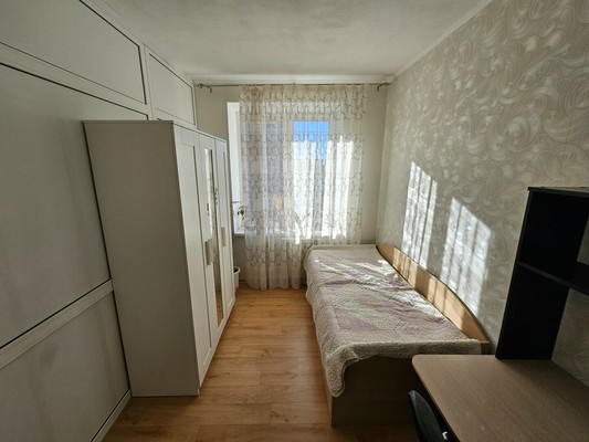 Продам трехкомнатную (3-комн.) квартиру, Пионерская ул, 25, Ханты-Мансийск г