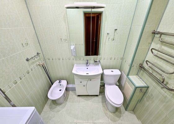 Продам трехкомнатную (3-комн.) квартиру, Пионерская ул, 25, Ханты-Мансийск г