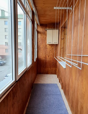 Продам трехкомнатную (3-комн.) квартиру, Пионерская ул, 25, Ханты-Мансийск г
