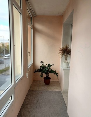 Продам трехкомнатную (3-комн.) квартиру, Пионерская ул, 25, Ханты-Мансийск г