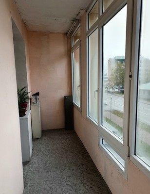 Продам трехкомнатную (3-комн.) квартиру, Пионерская ул, 25, Ханты-Мансийск г