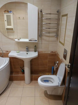 Продам двухкомнатную (2-комн.) квартиру, Подмосковная ул, 32, Островцы д