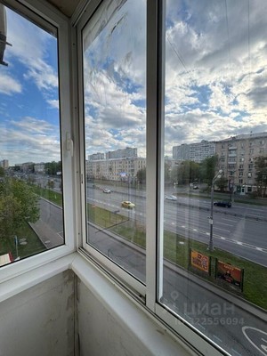 Продам двухкомнатную (2-комн.) квартиру, Варшавское ш, 71к1, Москва г