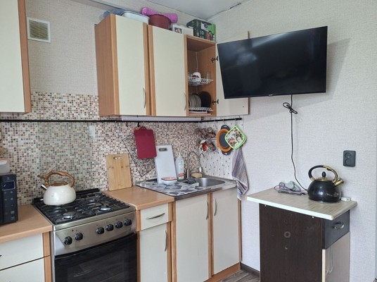 Продам двухкомнатную (2-комн.) квартиру, 2-я Краснодарская ул, 151, Ростов-на-Дону г