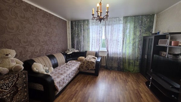 Продам двухкомнатную (2-комн.) квартиру, Автозаводская ул, 33, Смоленск г