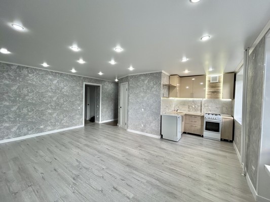 Продам трехкомнатную (3-комн.) квартиру, Карпинского ул, 32, Пенза г