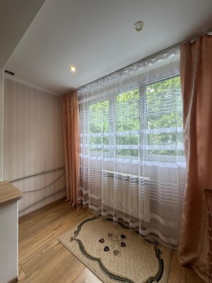 Продам трехкомнатную (3-комн.) квартиру, Ватутина ул, 29, Нальчик г